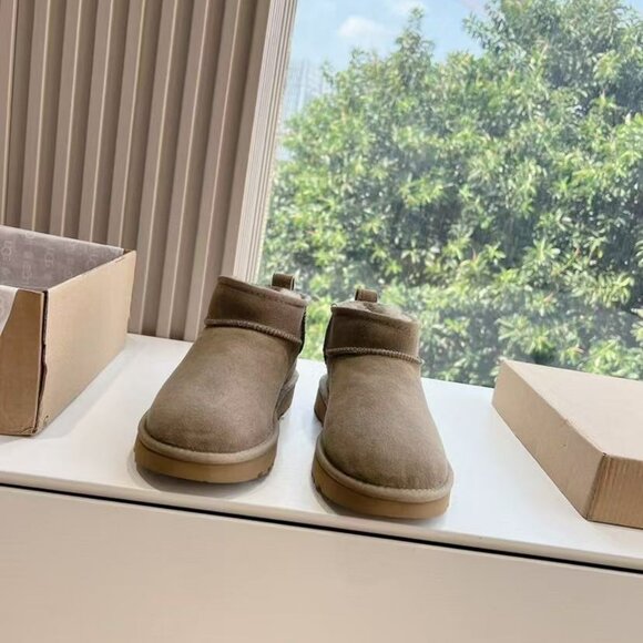 UGG Classic Ultra Mini Boot Antilope - Picture 6 of 6
